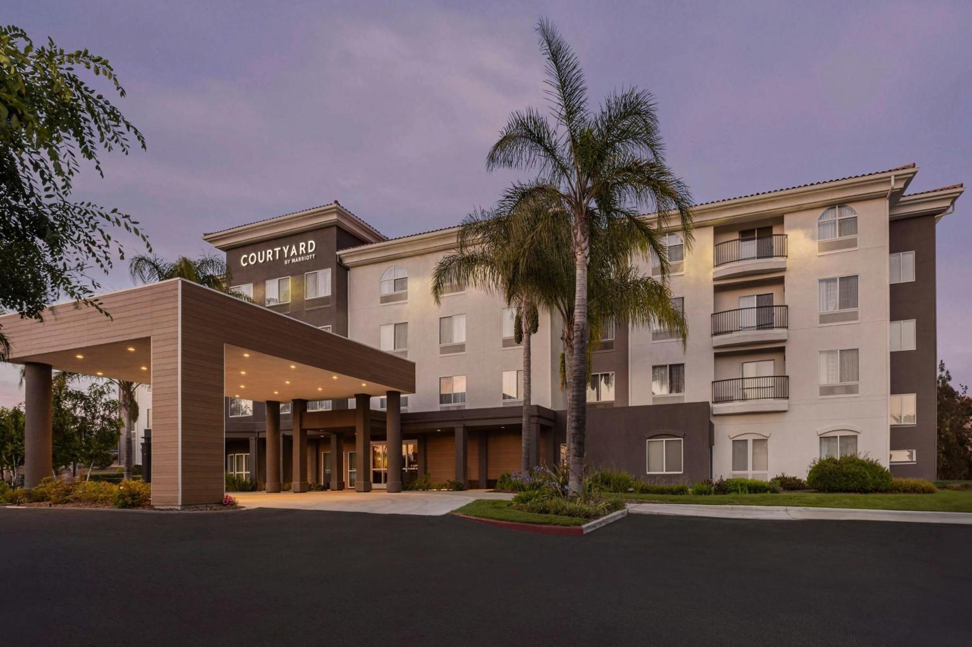 Courtyard Ventura Сими-Вэлли Экстерьер фото